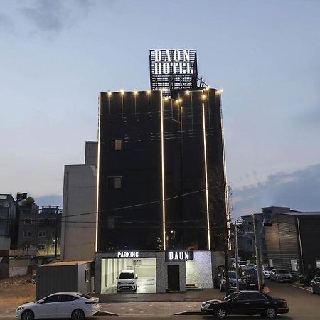 Hotel Daon Пхохан Экстерьер фото