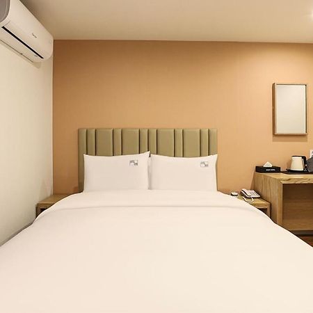 Hotel Daon Пхохан Экстерьер фото